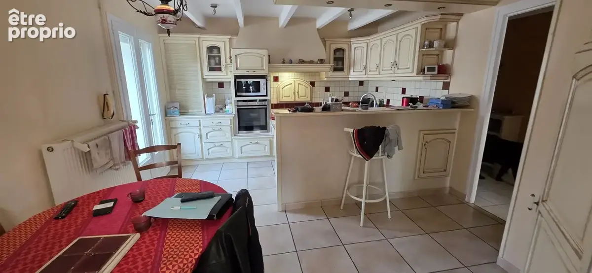 Vouneuil-sous -Biard :Grande maison qui va reconcilier vos étés et vos hivers - photo 2