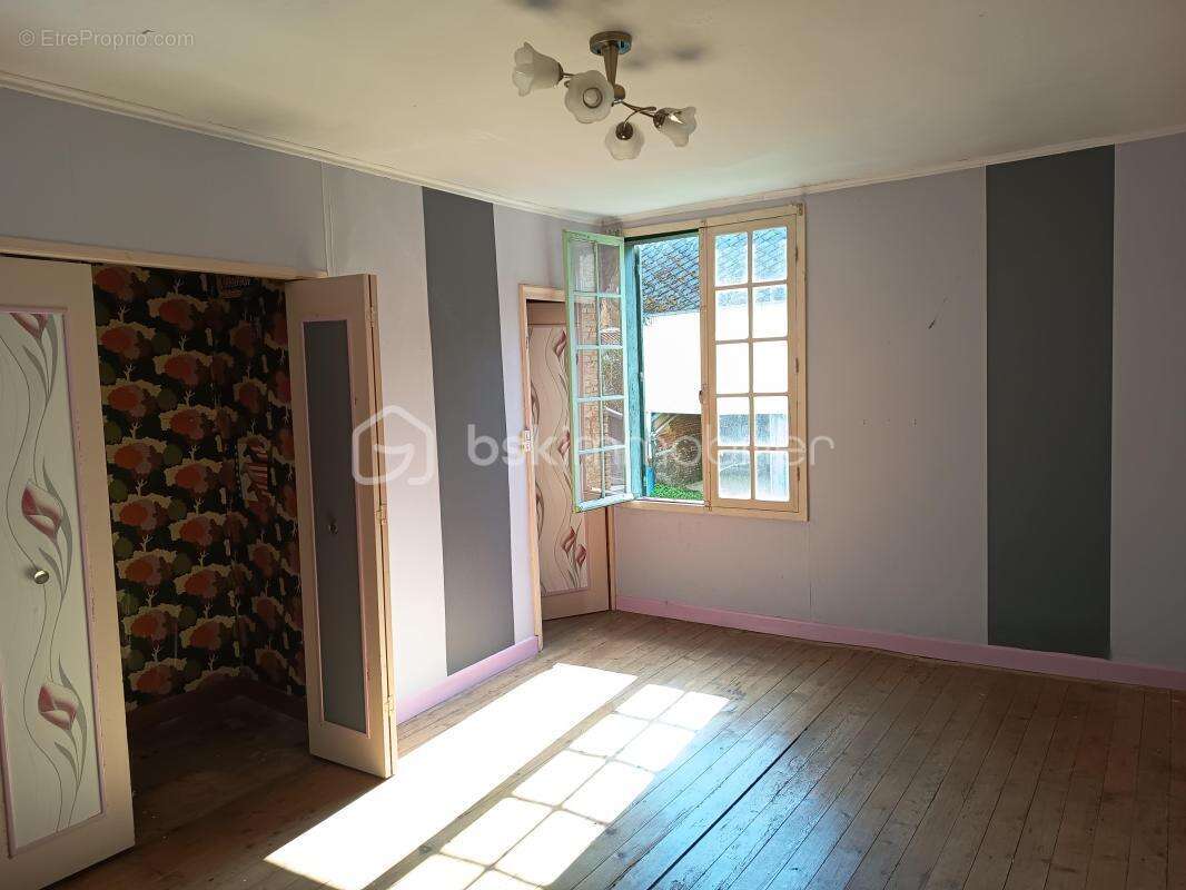 Maison à LIOMER