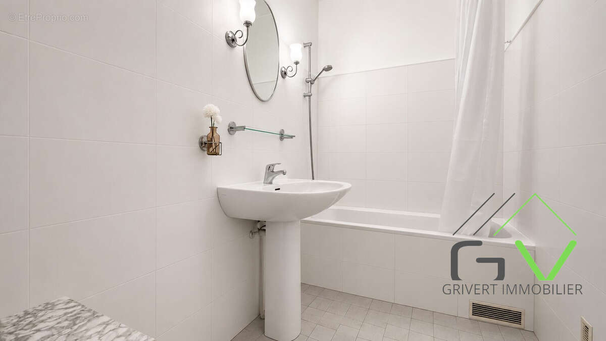 Appartement 98 m² à Nimes  - photo 8