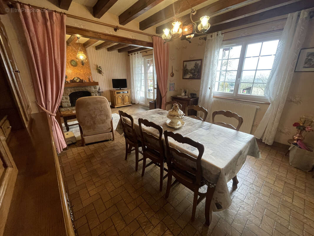 Maison à SAINT-OVIN