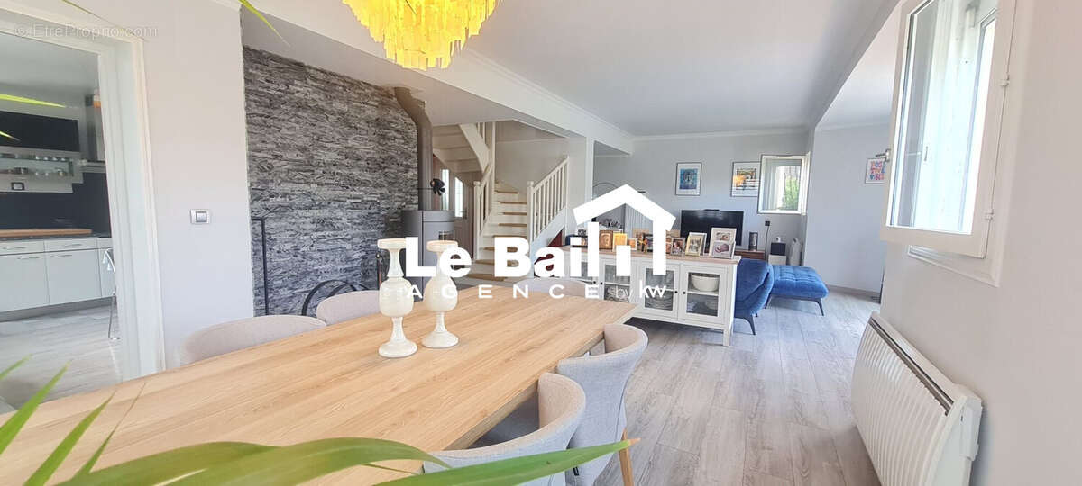 Maison 180 m² à Osny  - photo 6