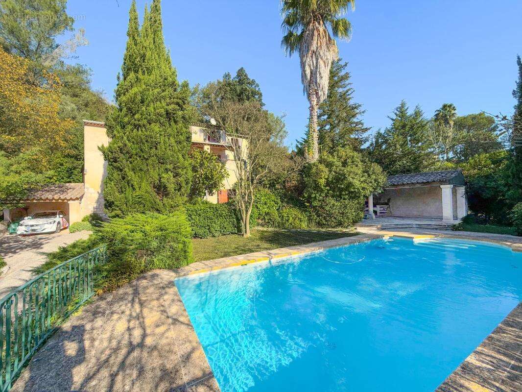 Maison à LA COLLE-SUR-LOUP