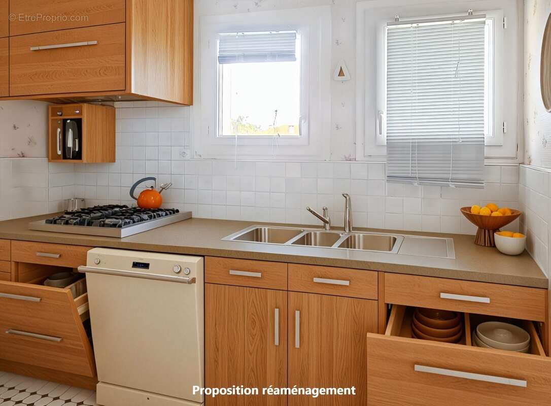Dpt Charente Maritime (17), à vendre ROYAN appartement T3 avec garage, 100 m de la plage - photo 6