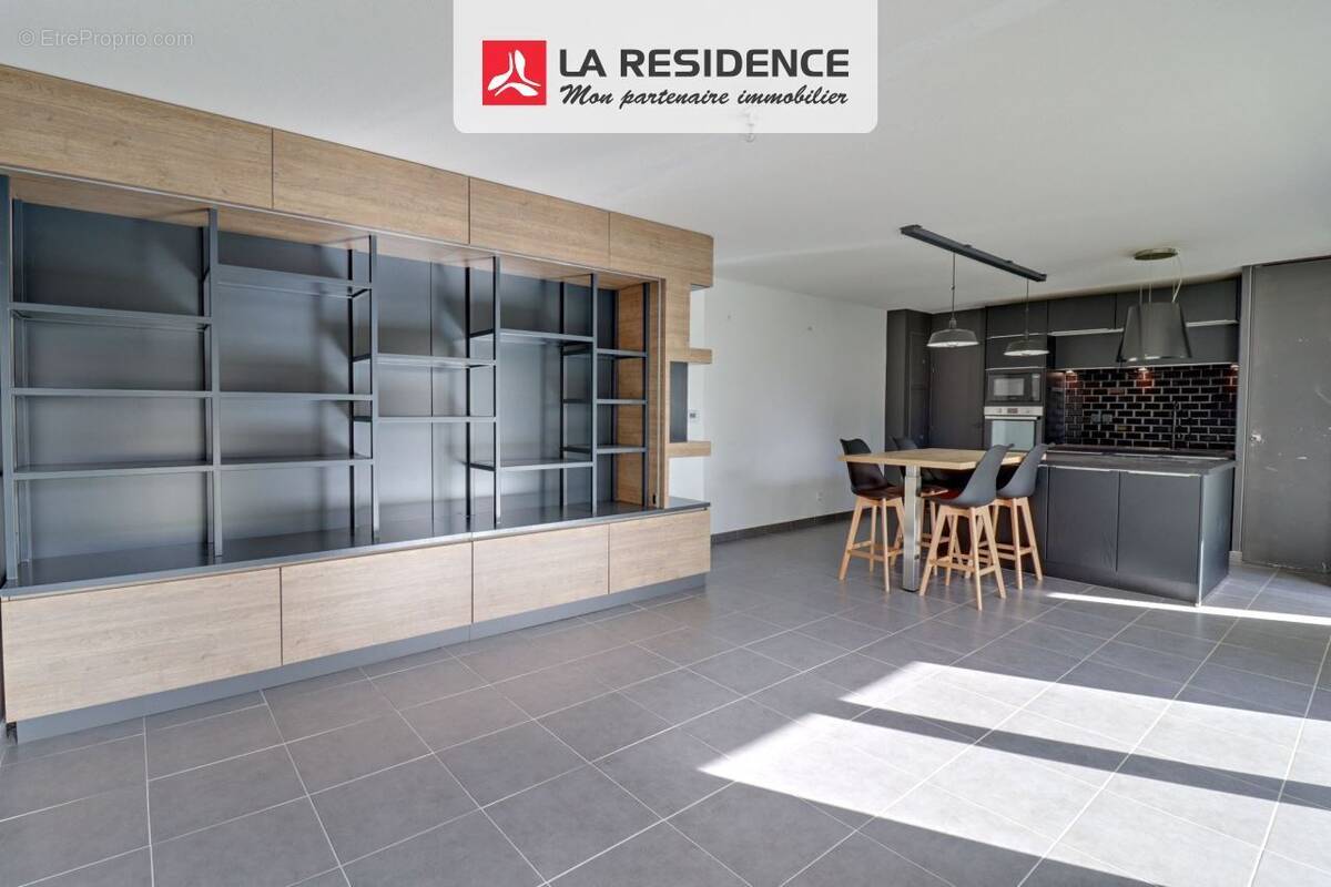 Appartement à CASTELNAU-LE-LEZ