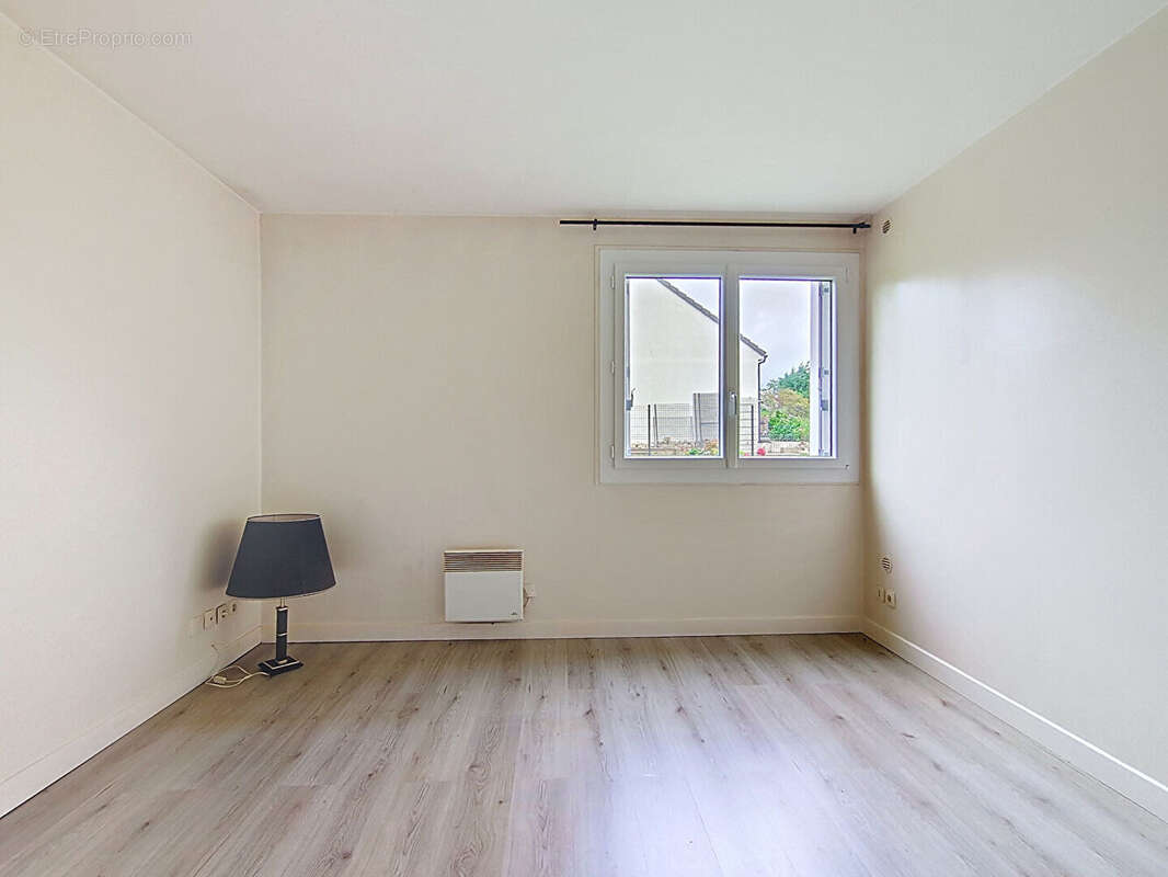 Appartement à MARGENCY