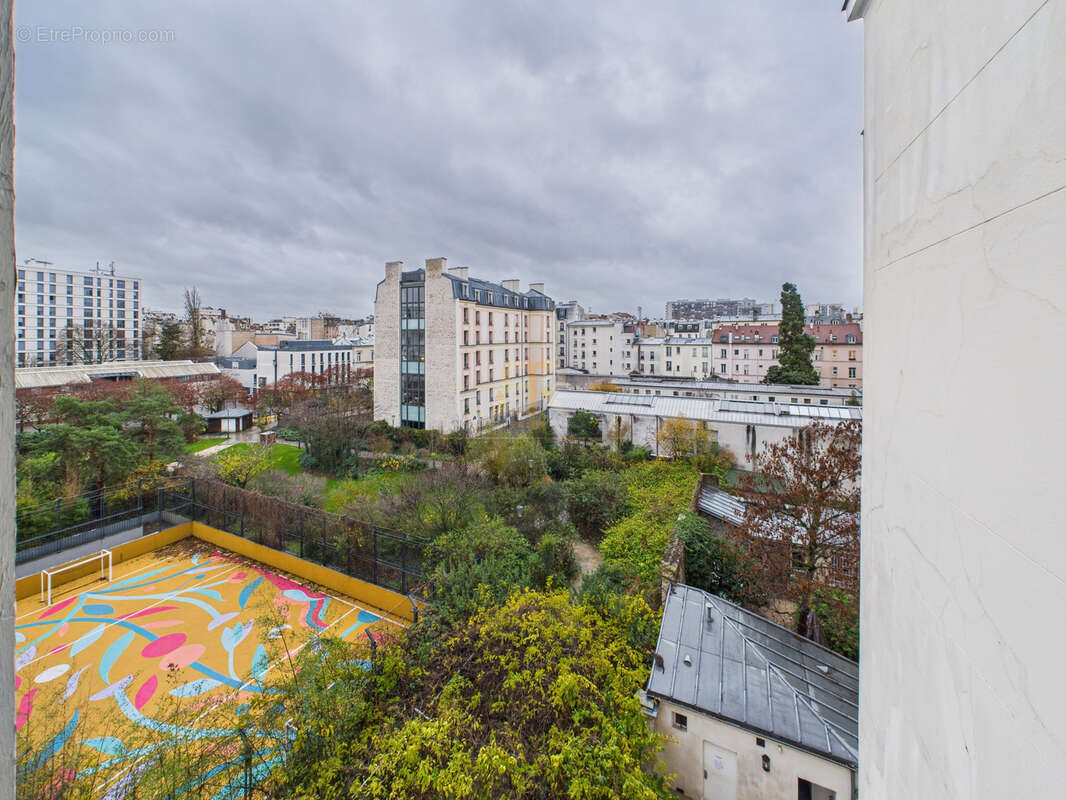 Appartement à PARIS-14E