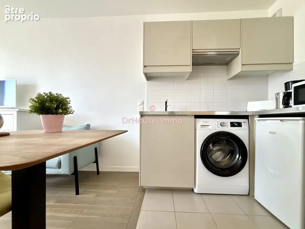 Appartement 28 m² à Romainville  - photo 3