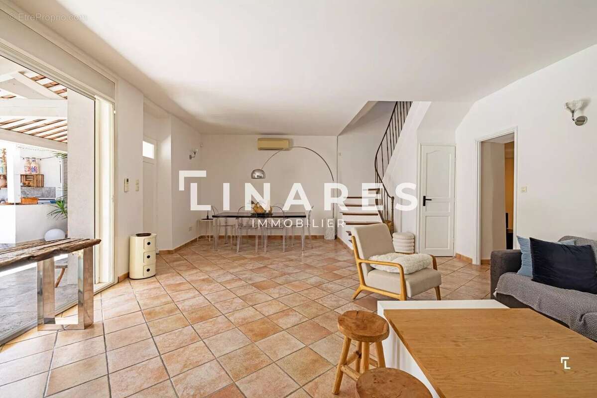 Maison à MARSEILLE-9E
