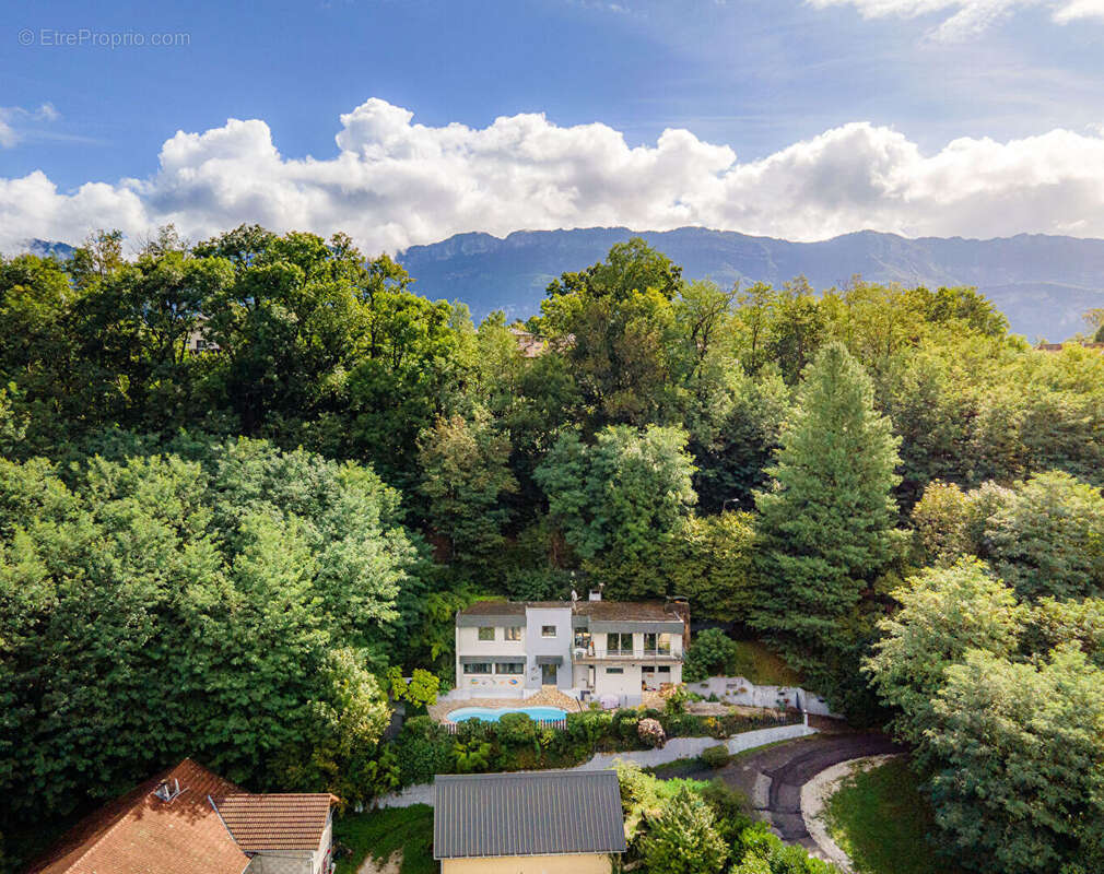 Maison à AIX-LES-BAINS