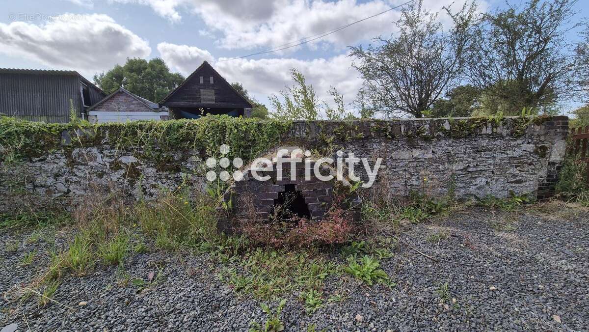 Maison à LE MOLAY-LITTRY