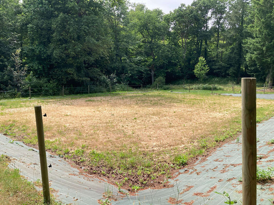 Terrain à LA GENEYTOUSE