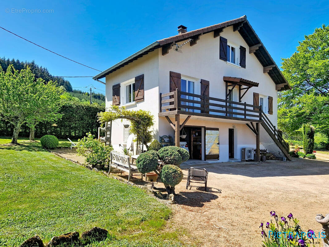 Maison à SAINT-JUST-D'AVRAY
