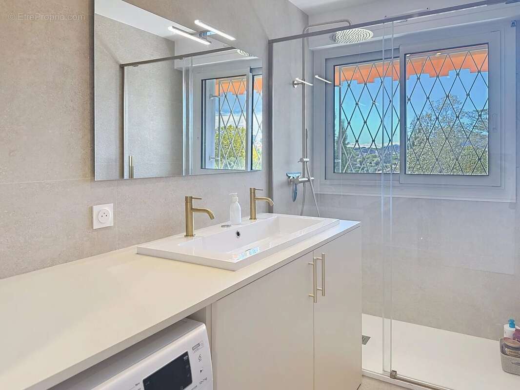 Le Cannet Vente appartement 3 pièces rénové - photo 6