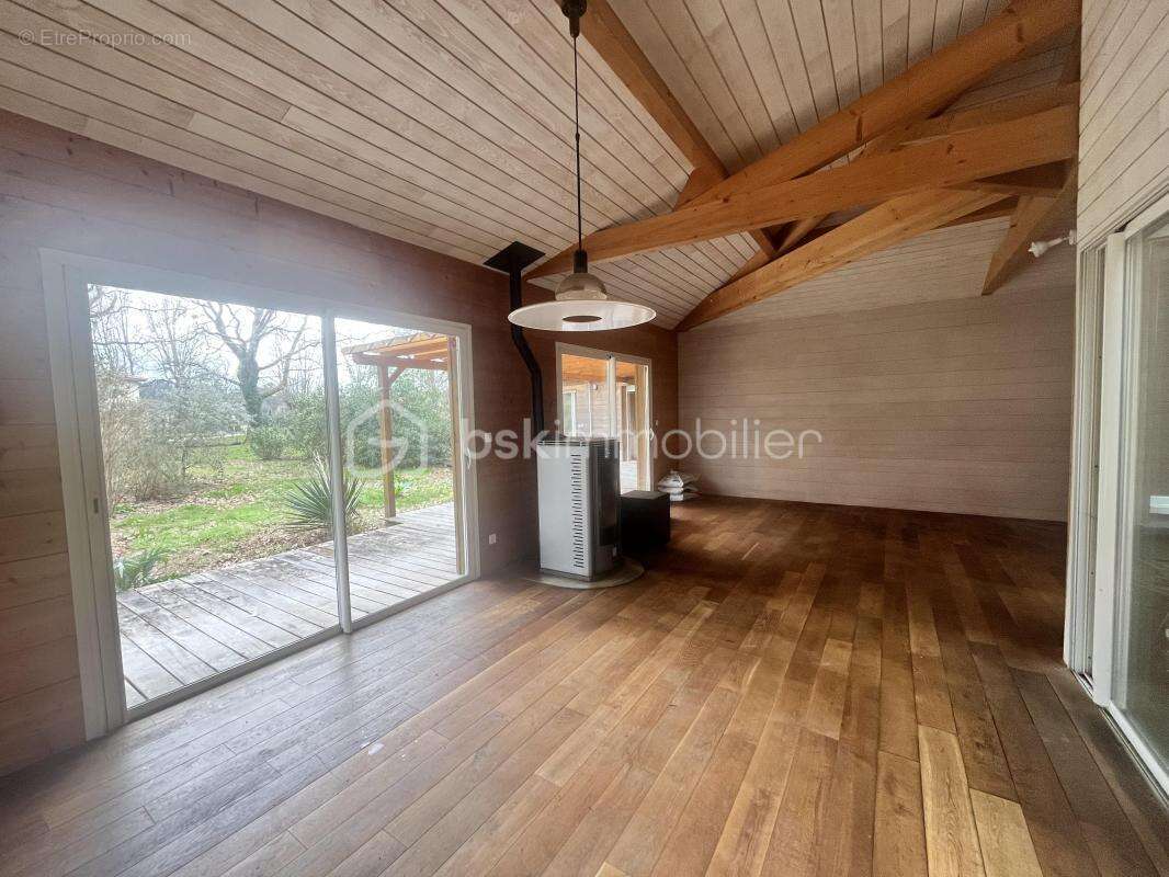 Maison à GRAYAN-ET-L'HOPITAL