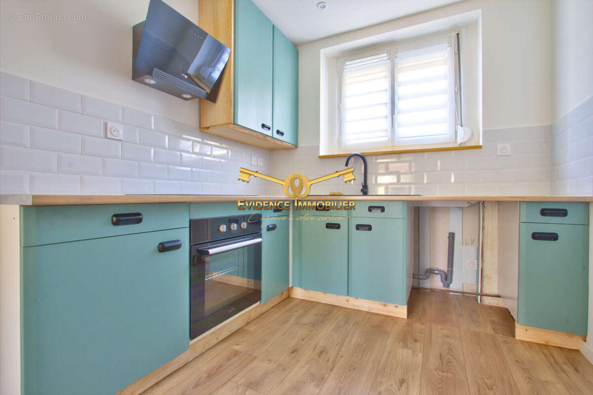 Appartement 64 m² à La Lechere  - photo 6