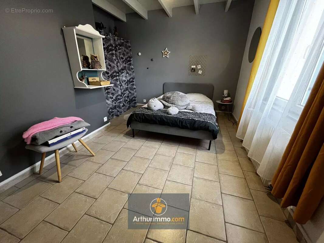 Maison à NUAILLE-D'AUNIS