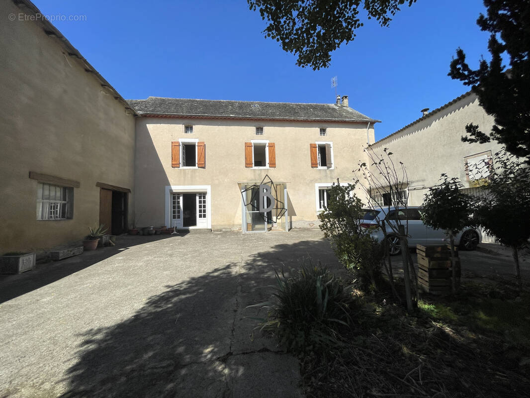 Maison à TANUS