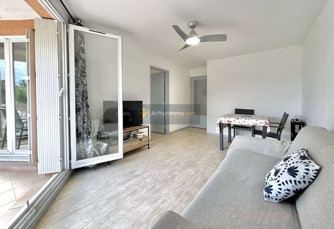 Appartement à FREJUS