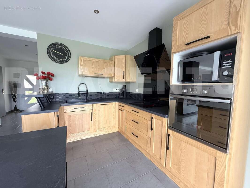 CUISINE - Maison à DIEVAL