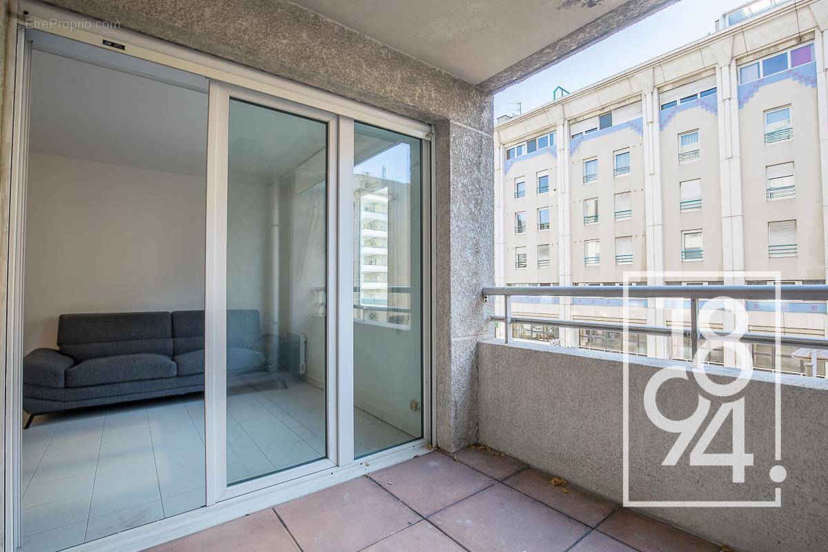 Appartement à MARSEILLE-8E