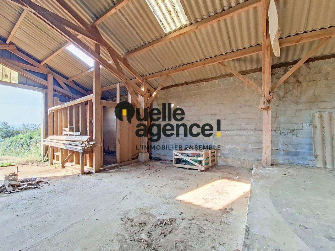 Corps de ferme en pierre à rénover – À 400 mètres de la plage - photo 6
