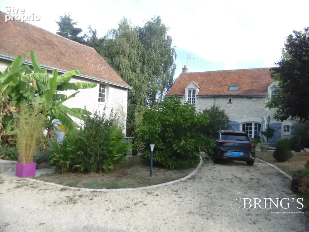 Maison 10 pièces 290 m² à vendre à Verneuil-Le-Chateau (37120) - photo 2