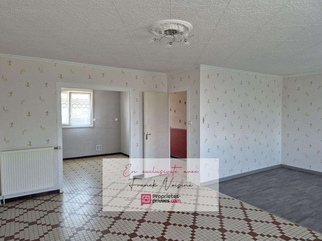 Maison à LE BOUPERE