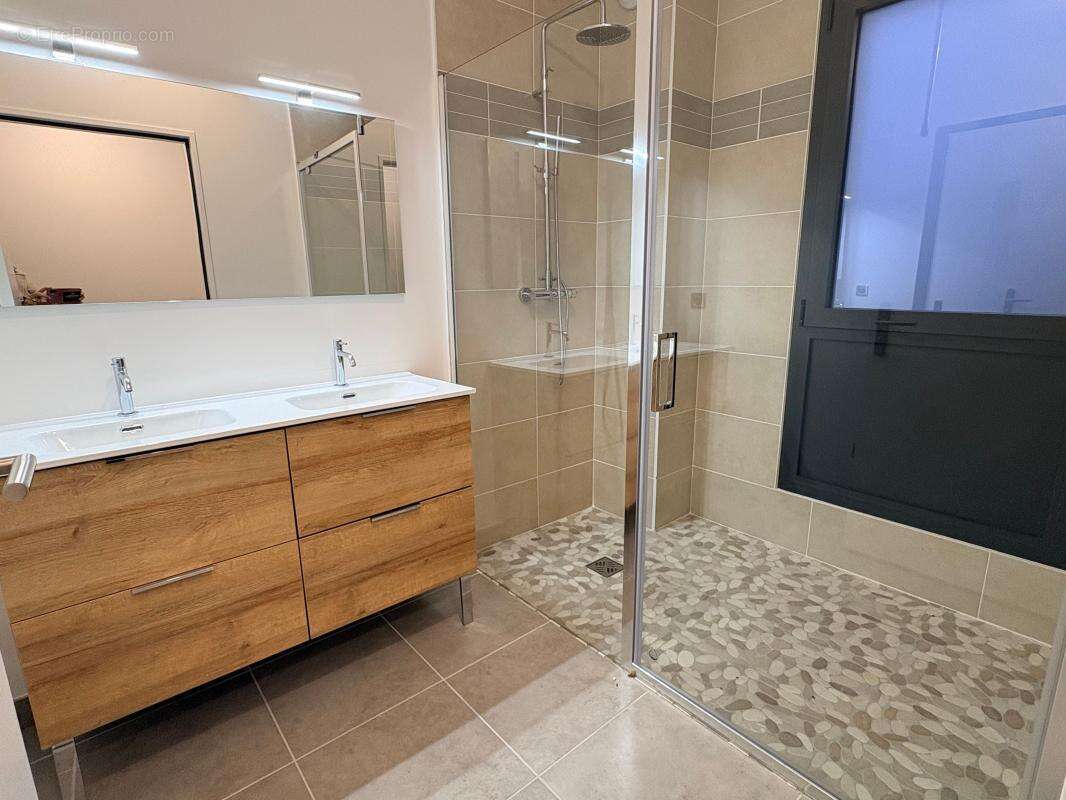 Appartement à BIZANOS