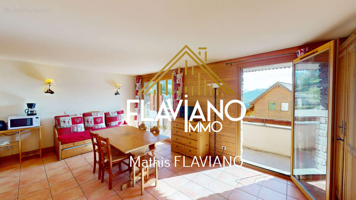 Appartement à UVERNET-FOURS