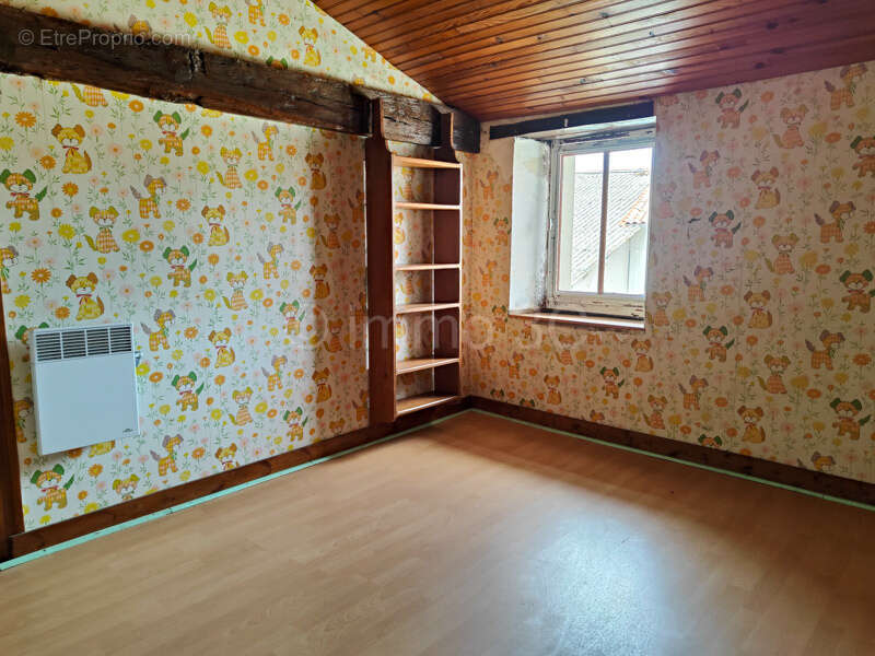 Maison à SAUZE-VAUSSAIS