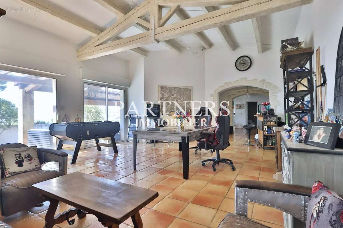 Maison 220 m² à Marseille-15e  - photo 5