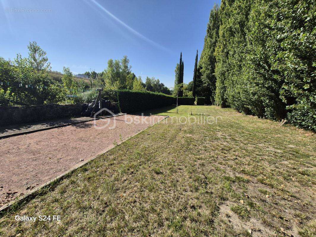 Maison à AZAY-LE-RIDEAU