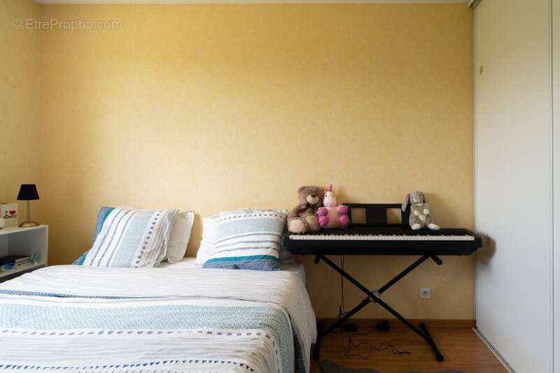 Maison à CHEVAGNY-LES-CHEVRIERES