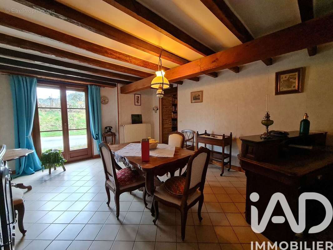 Photo 8 - Maison à CHEVAIGNE-DU-MAINE