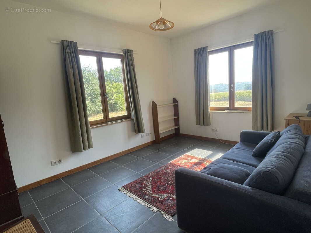 Maison contemporaine de plain-pied construite en 2015    tres économe en énergie   belle vue sur les Pyrénées - photo 13
