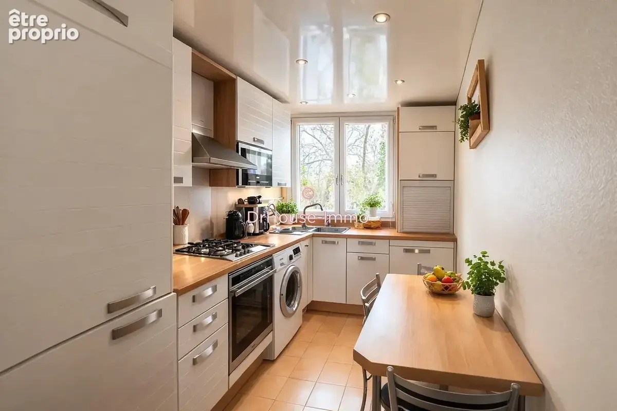 Appartement 80 m² à Versailles  - photo 12