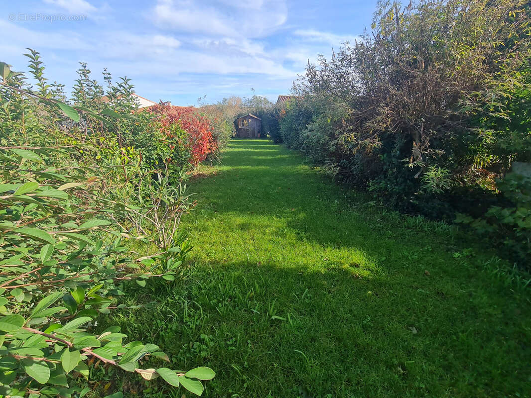 Maison à SAINT-SULPICE-SUR-LEZE