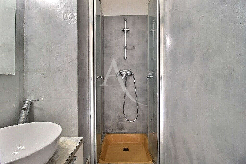 Appartement à SALON-DE-PROVENCE