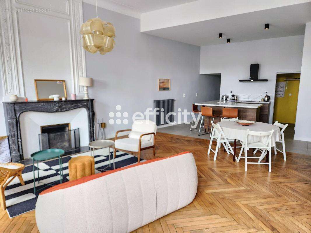 Appartement à NANTES