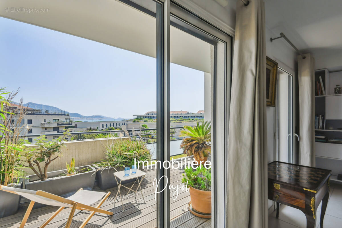 Appartement à MARSEILLE-8E