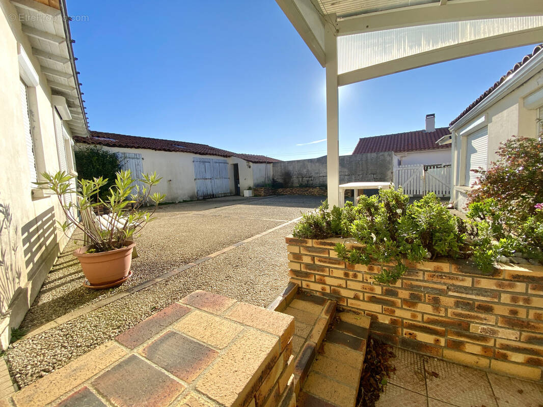 Maison à BREM-SUR-MER