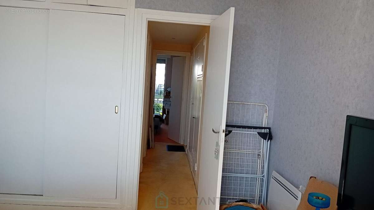 Royan Situation exeptionnelle double vue mer pour cet appartement 2 chambres - photo 14
