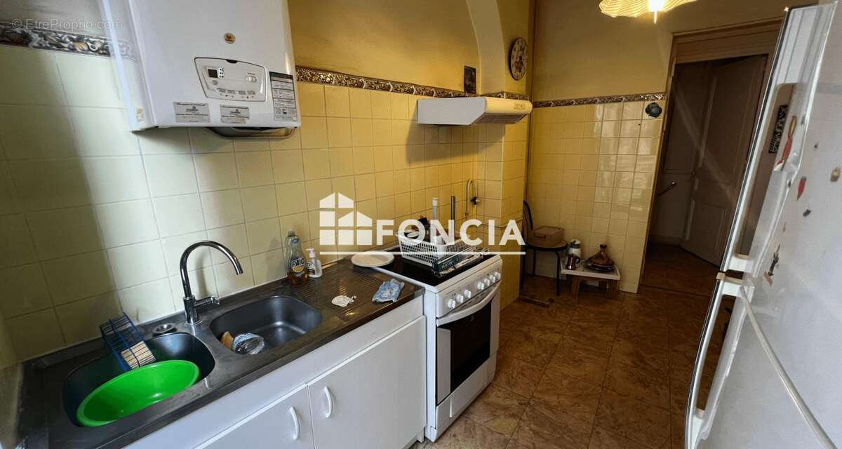 Appartement à MARSEILLE-1E
