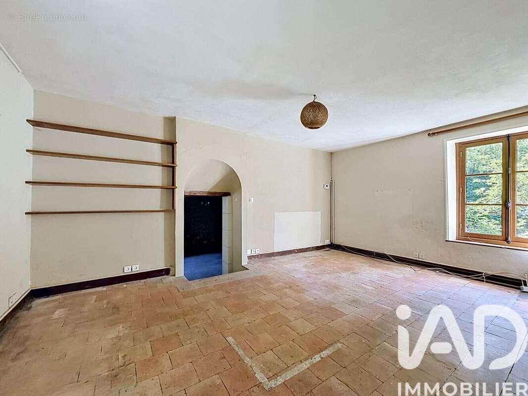 Maison 131 m² à Mosnes  - photo 9
