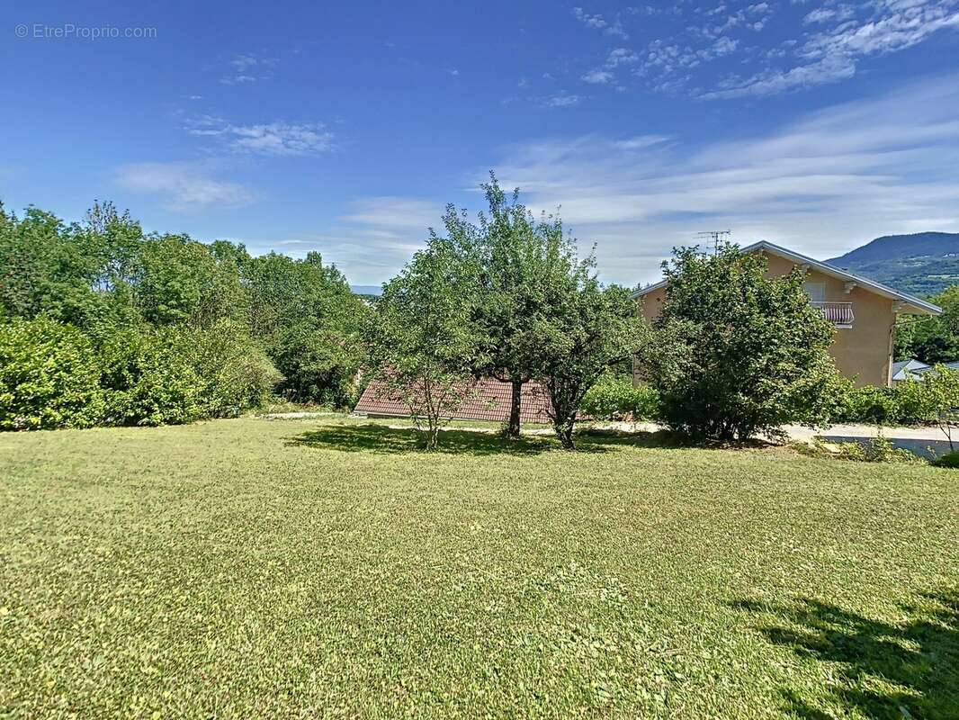 Dpt Haute Savoie (74), à vendre VETRAZ MONTHOUX - Terrain de 752,00 m² - photo 2