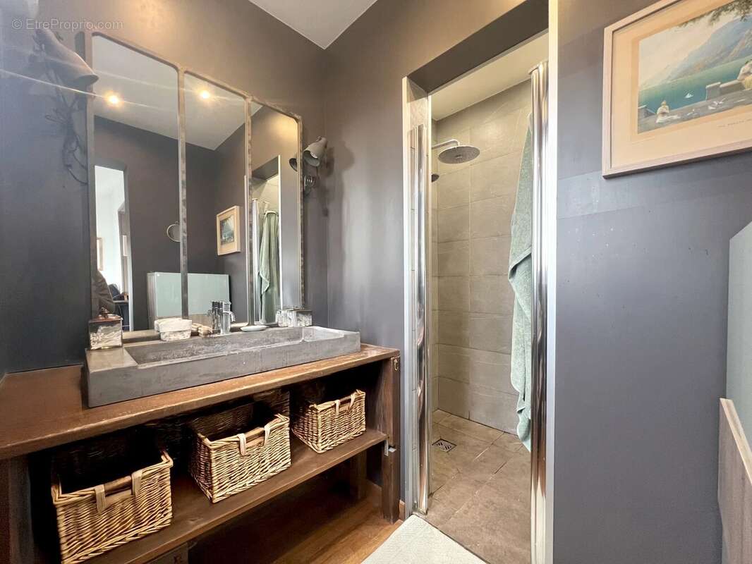 Maison à SAINT-MAUR-DES-FOSSES