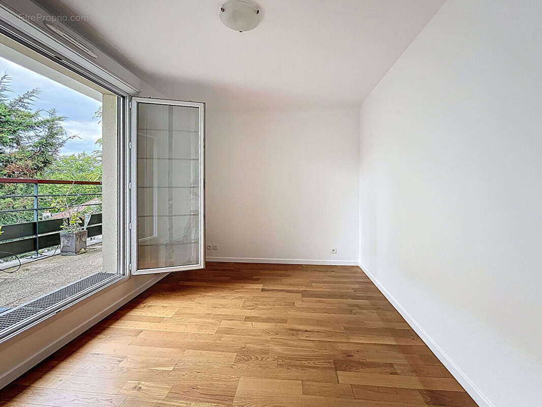 Appartement à SAINT-CLOUD