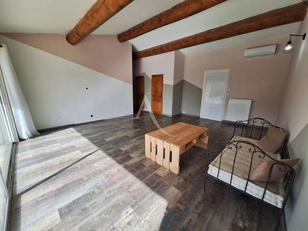 Maison à MARGUERITTES