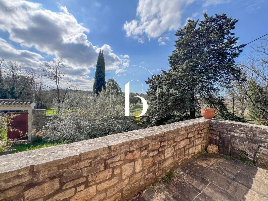 Maison à GOUDARGUES