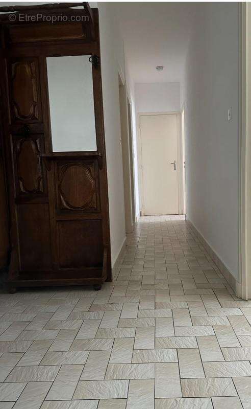 Appartement à MUR-DE-BARREZ